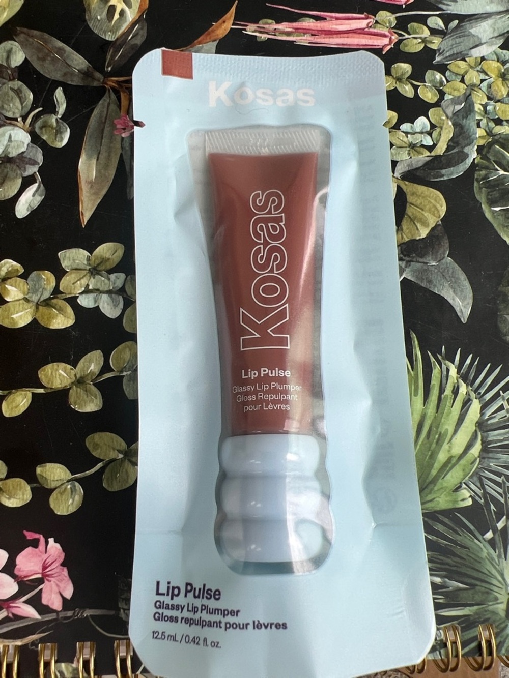 Kosas Sixth Sense Lip Pulse Glassy Lip Plumper Gloss New in Package